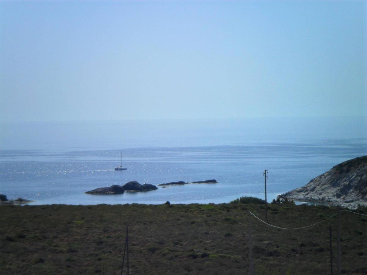 Casa Vacanze Cala Sapone SantʼAntìoco Esterno foto